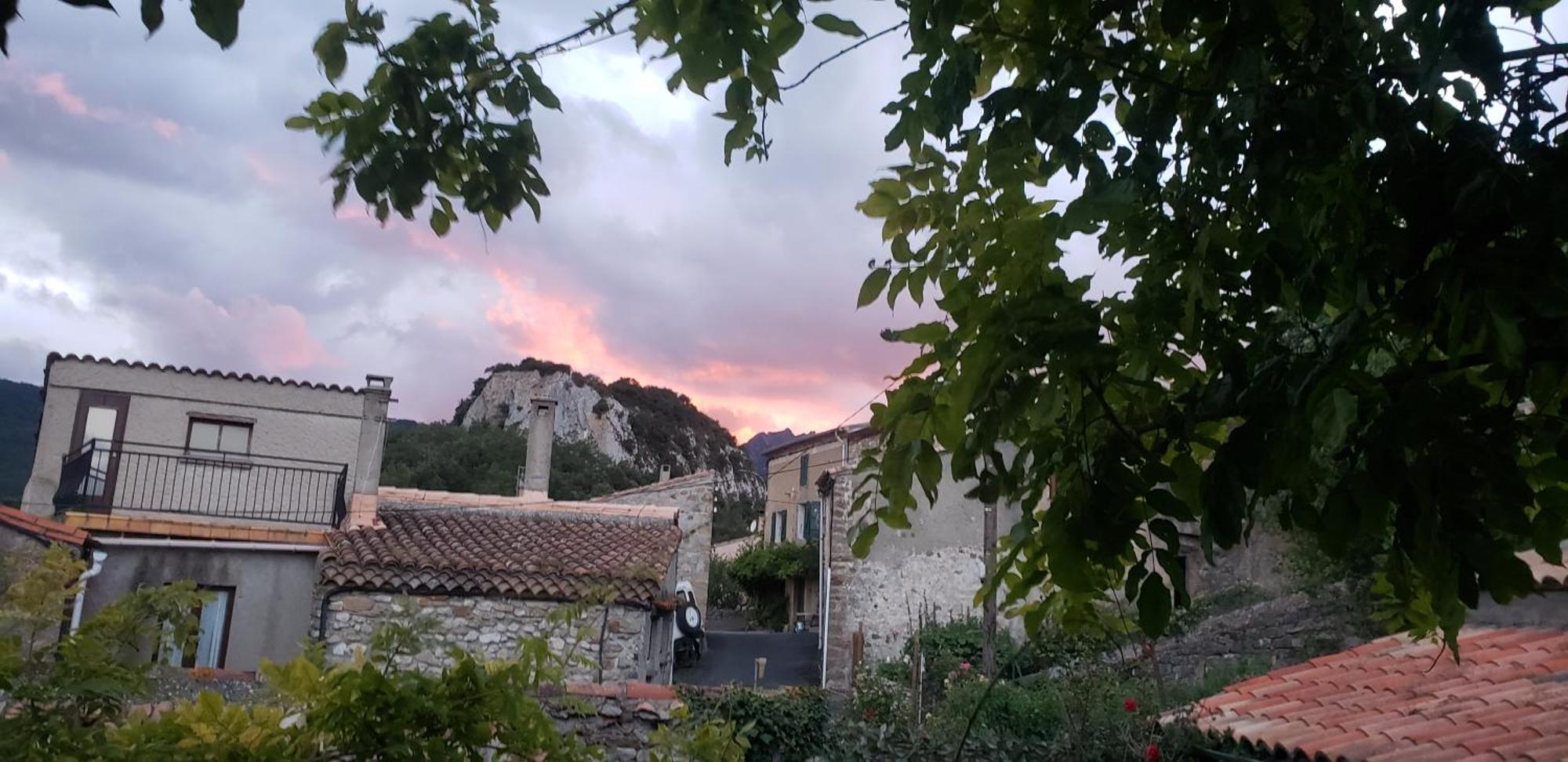 Le Chateau Camps-sur-l'Agly Eksteriør bilde